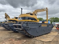 Amphibious excavator 10