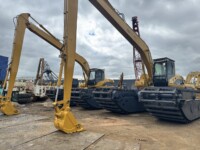 Amphibious excavator 6